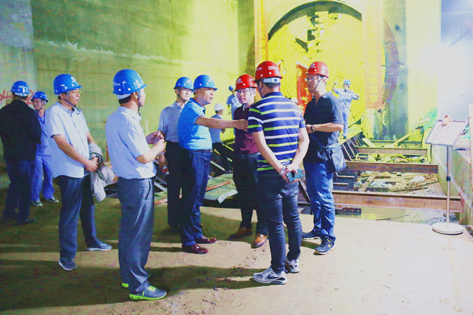 蛟龍海納百川在前  奮進(jìn)開天辟地繼后——熱烈祝賀安徽交航合軌4號線TJ03標(biāo)潛高區(qū)間右線順利貫通 蛟龍海納百川在前  奮進(jìn)開天辟地繼后——熱烈祝賀安徽交航合軌4號線TJ03標(biāo)潛高區(qū)間右線順利貫通